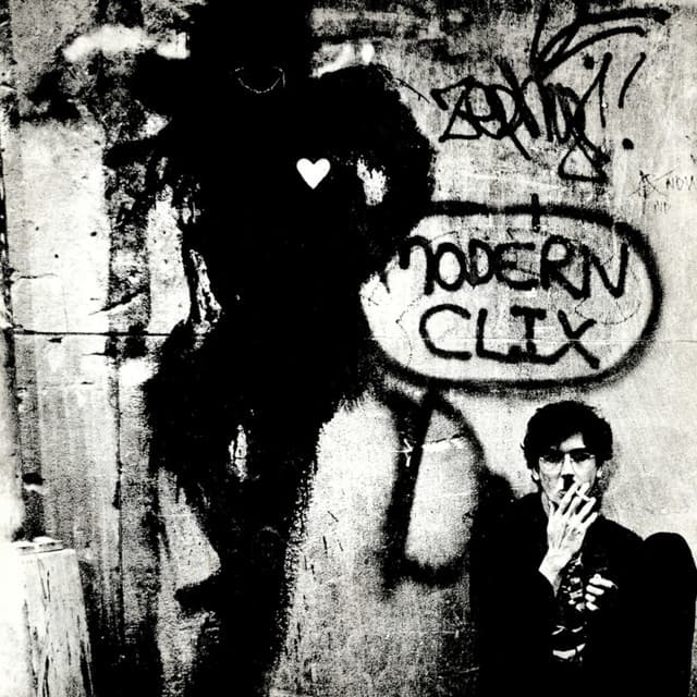 Clics Modernos cover